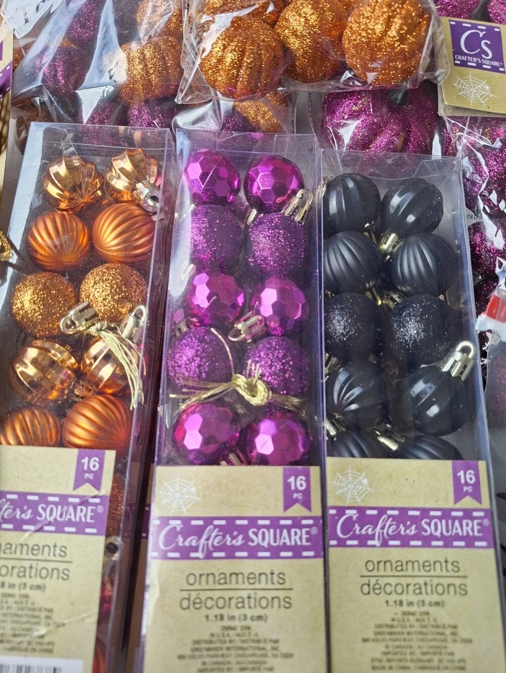 Source Unknown Pink, Orange & Black Halloween Ornament and Filler Set